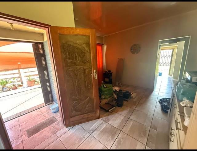 3 BEDROOM HOUSE FOR SALE IN VANDERBIJLPARK CW 6